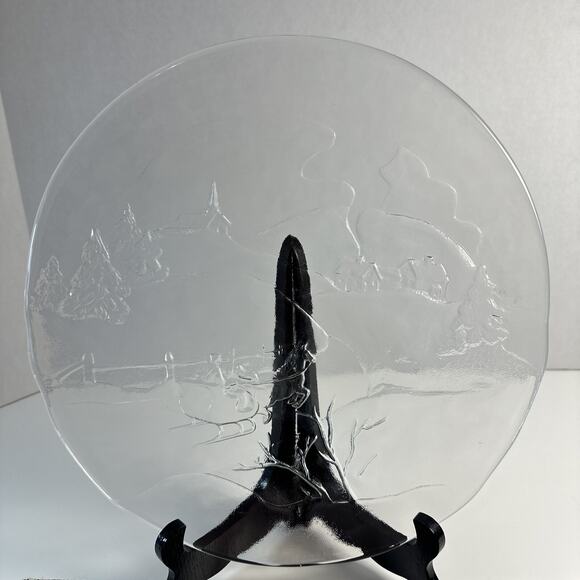 13 Inch Crystal Party Plate by L.E. Smith Winter Christmas Sleigh Ride - Picture 2 of 4